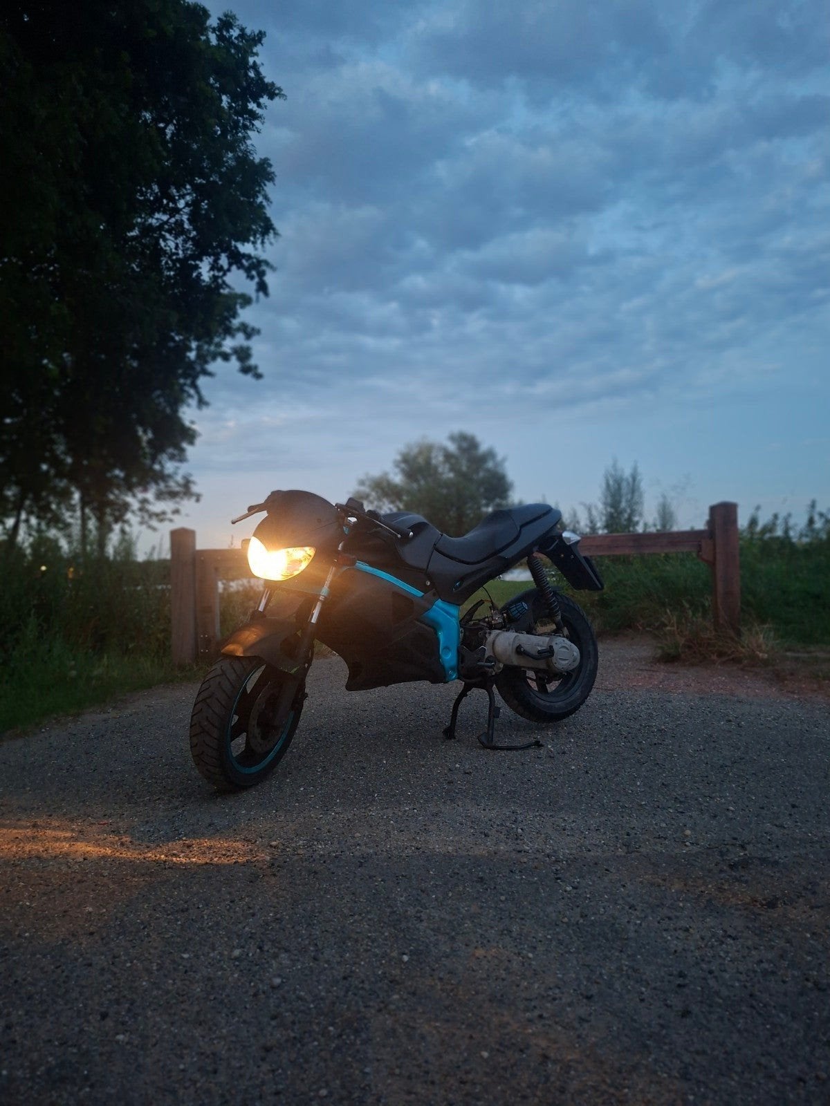 Gilera DNA 70cc DR top van107 km/u, Ophalen, Maximaal 45 km/u, Zo goed als nieuw