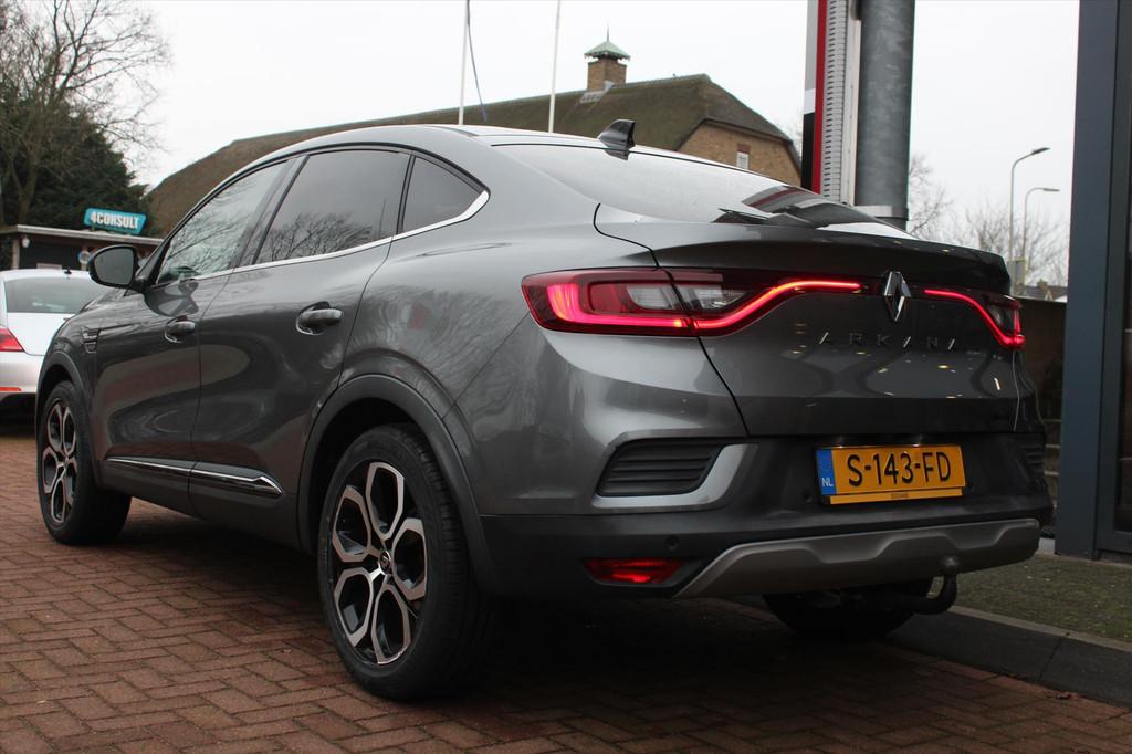 Renault Arkana 1.6 Hybrid Aut. *Techno* | Trekhaak | Carplay, Automaat, Gebruikt, 4 cilinders, Leder en Stof