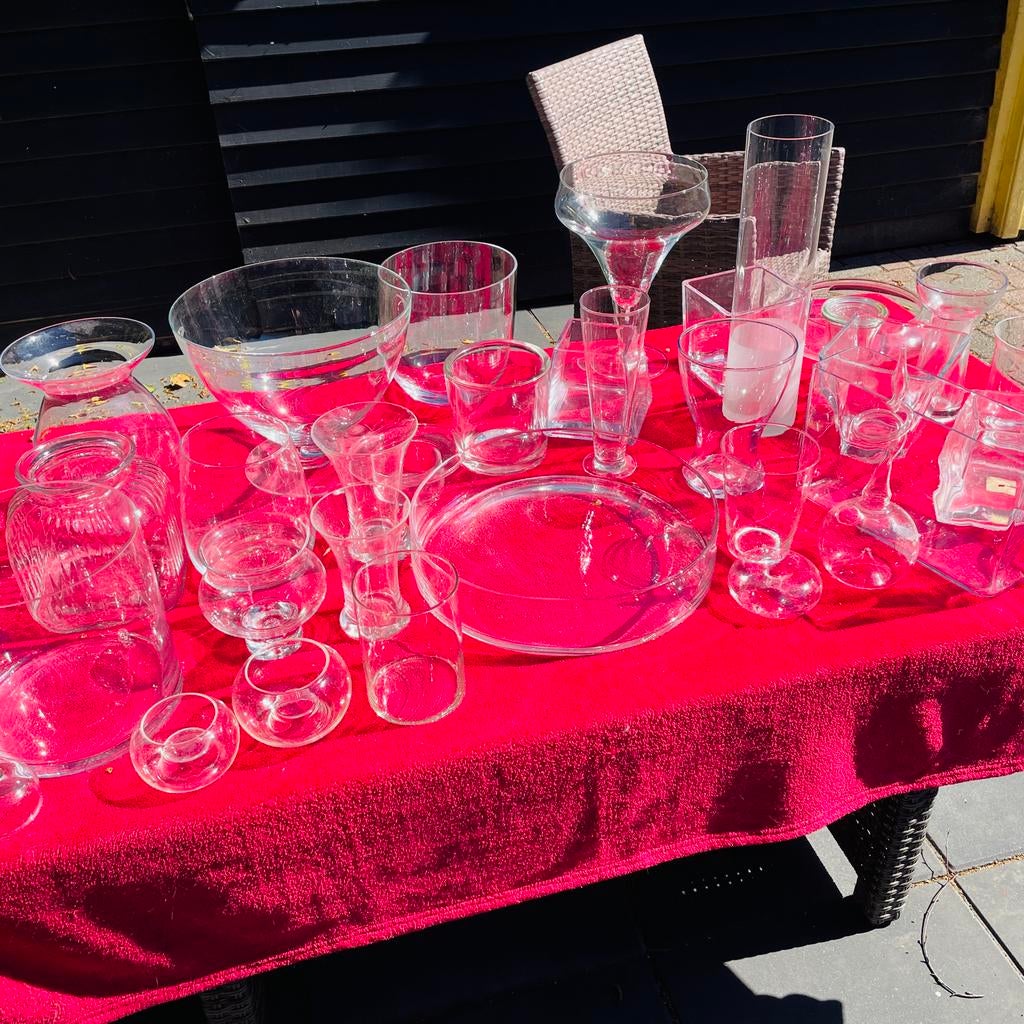Grote collectie glazen vazen en schalen, Ophalen, Overige kleuren, Glas, Minder dan 50 cm