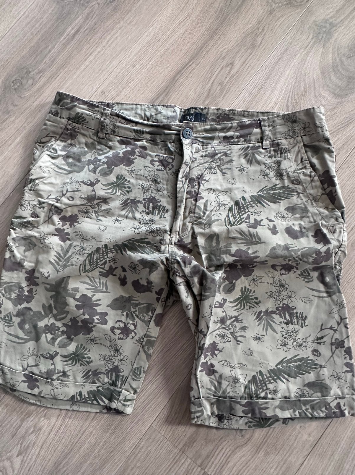 Korte heren broek, Ophalen of Verzenden, Gedragen, Maat 48/50 (M), Beige