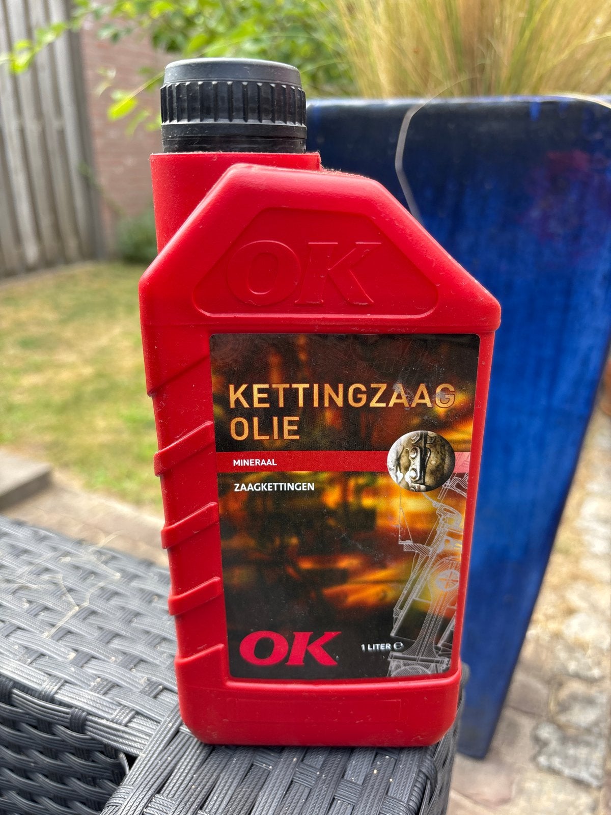 OK Kettingzaagolie Mineraal 1 Liter - Zaagkettingen, Ophalen, Zo goed als nieuw