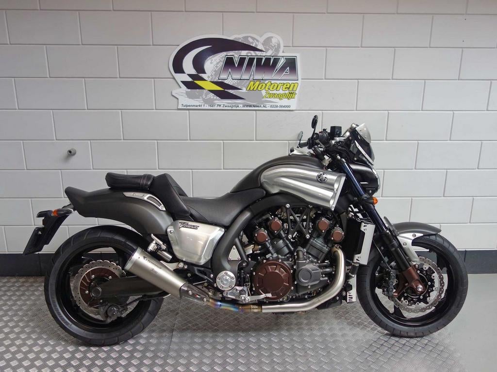 YAMAHA VMX 1700 VMAX, Motoren, Motoren | Yamaha, 4 cilinders, Motorrijbewijs A, 1679 cc, Bedrijf