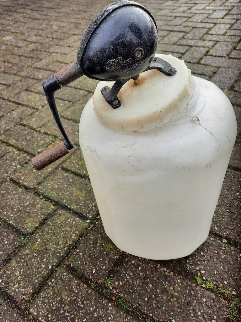 BLOW meng mixer handvijzel met kunststof vaatje, Ophalen of Verzenden