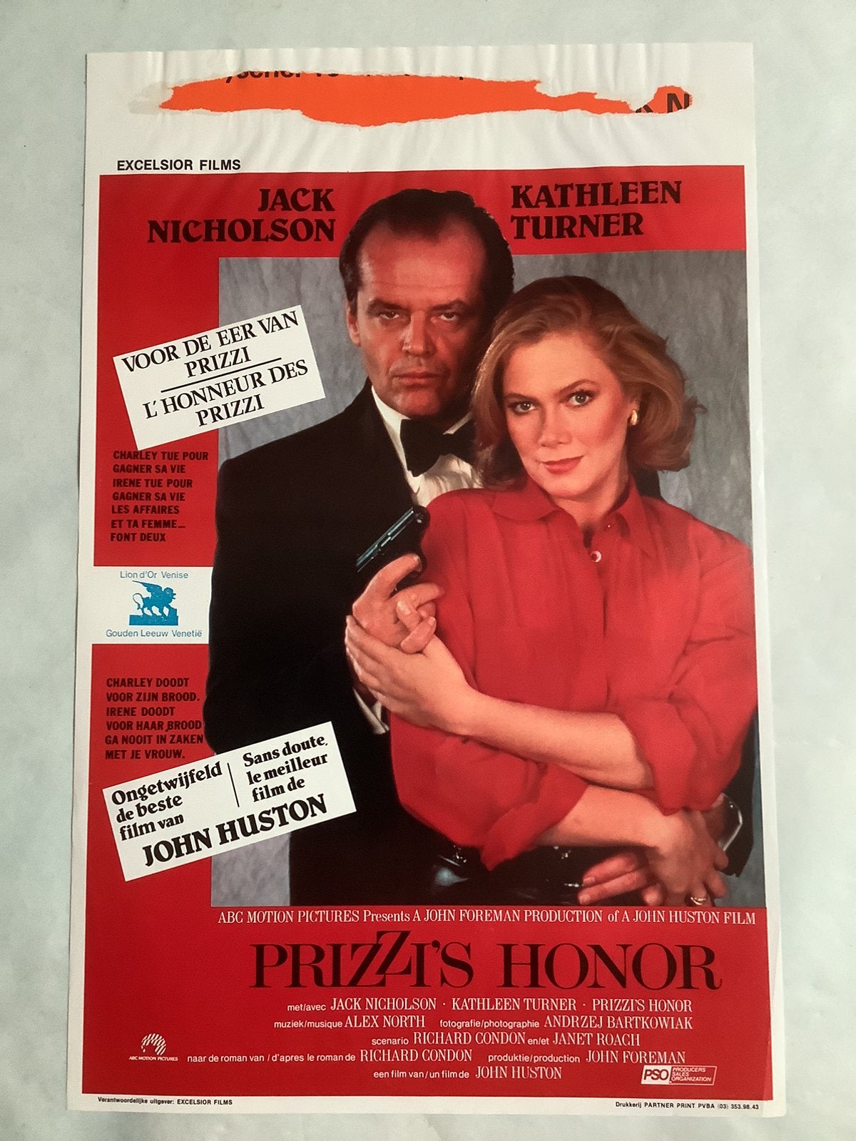 PRIZZI'S HONOR   Filmposter   36-54 cm    USED, Ophalen of Verzenden, Gebruikt, Deurposter of groter, Film en Tv