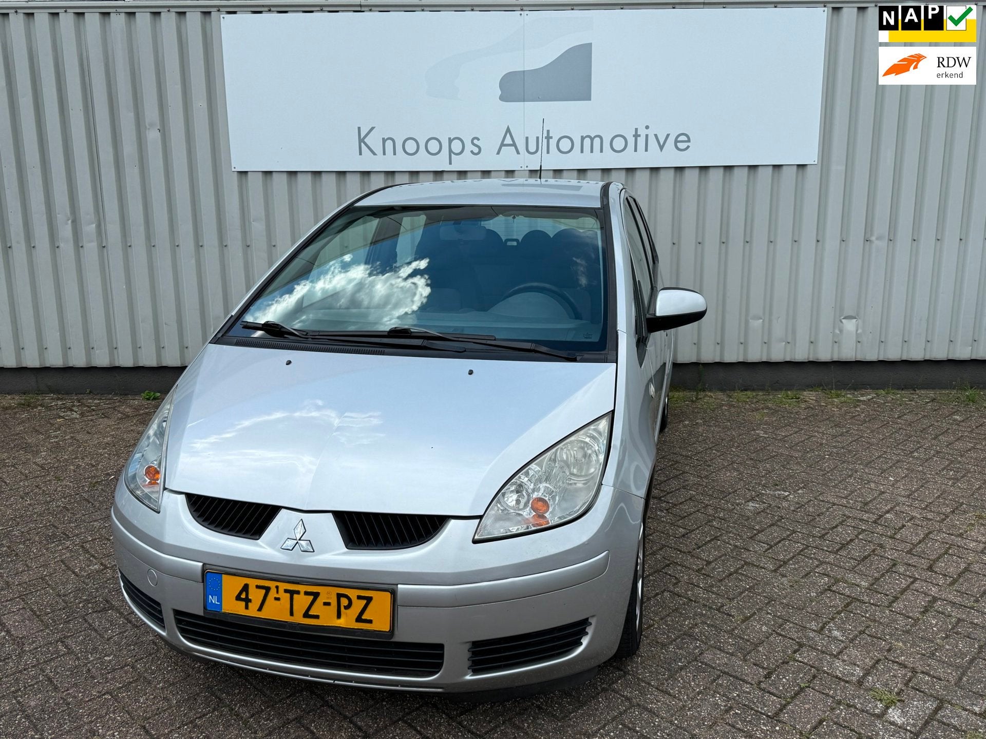 Mitsubishi Colt 1.3 Invite 5drs Airco Nw Apk, Stof, Gebruikt, 31 €/maand, Colt