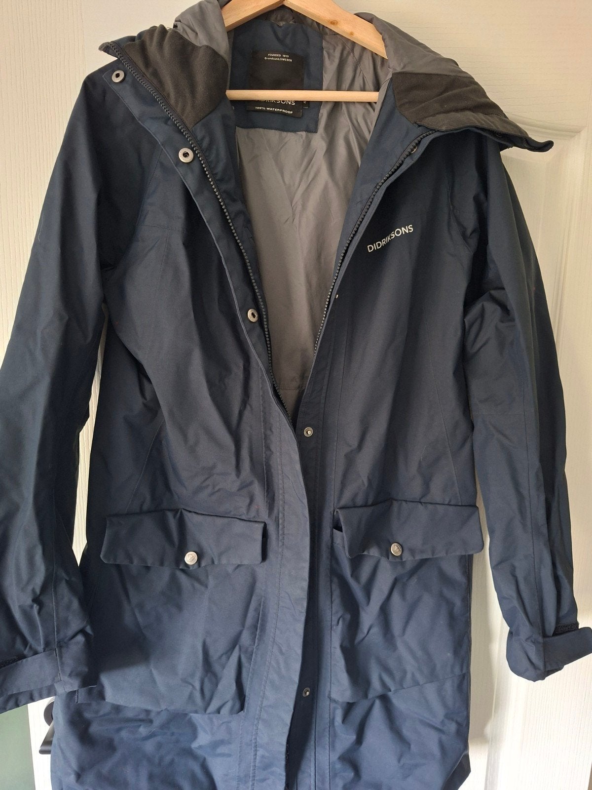 Didriksons 100% Waterdichte Jas Maat 40 (L), Blauw, Maat 42/44 (L), Ophalen of Verzenden, Zo goed als nieuw