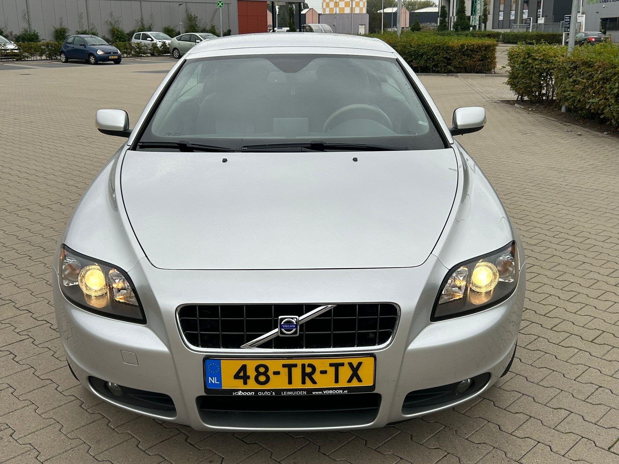 Volvo C70 Convertible 2.4i Momentum, C70, Gebruikt, Beige, Cabriolet