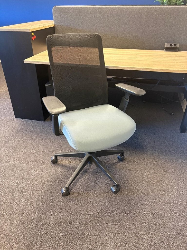 Zo goed als nieuwe comfortabele bureaustoel, Ophalen, Zwart, Zo goed als nieuw, Bureaustoel