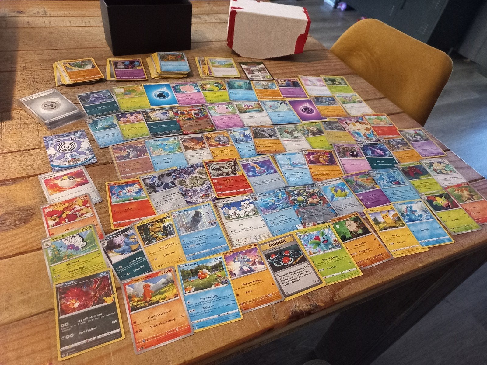 Meet dan 150 pokemon kaarten, Ophalen of Verzenden, Zo goed als nieuw, Meerdere kaarten, Foil