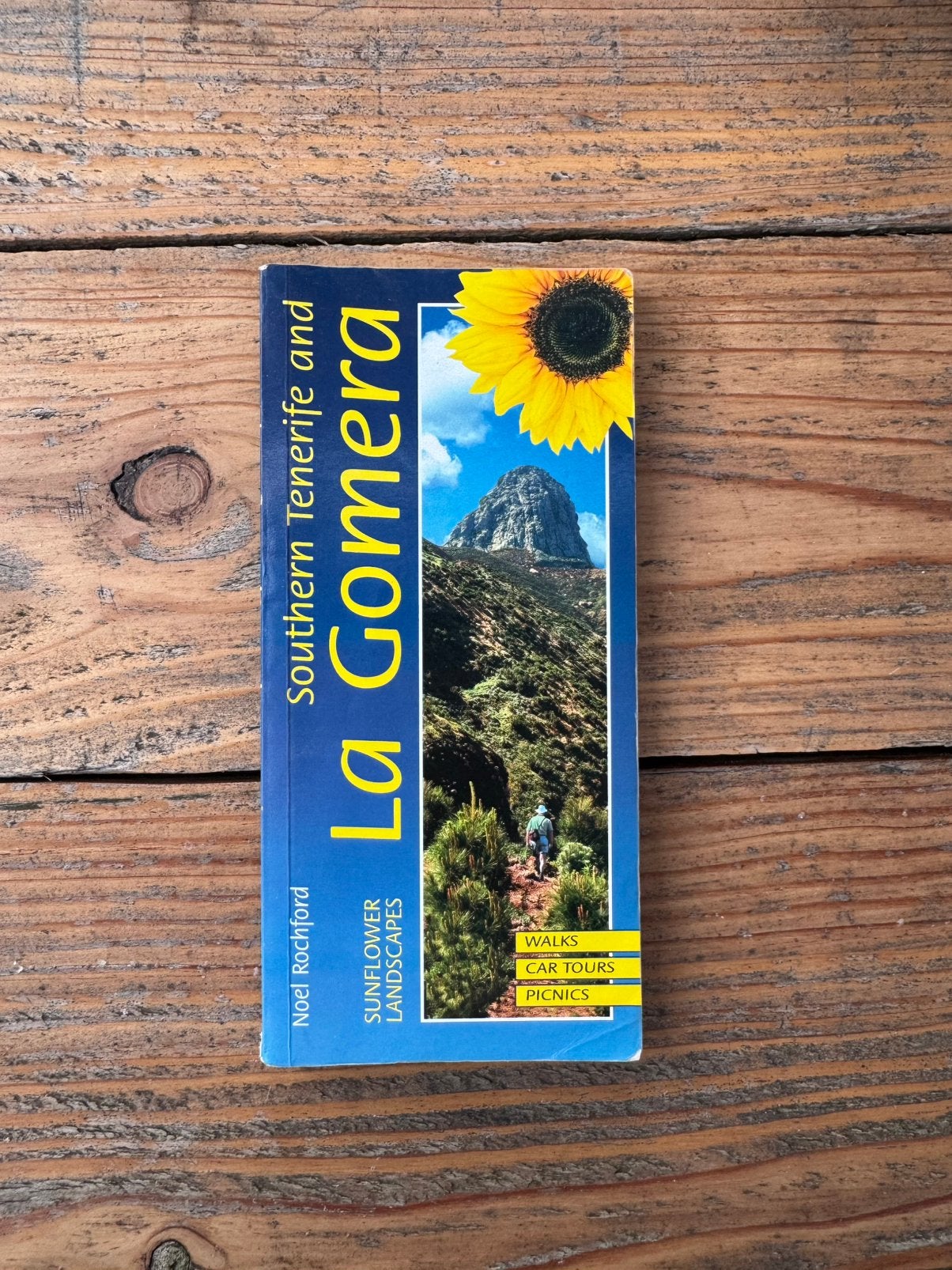 Zuid-tenerife en la gomera reisgids, Europa, Ophalen of Verzenden, Reisgids of -boek, Gelezen