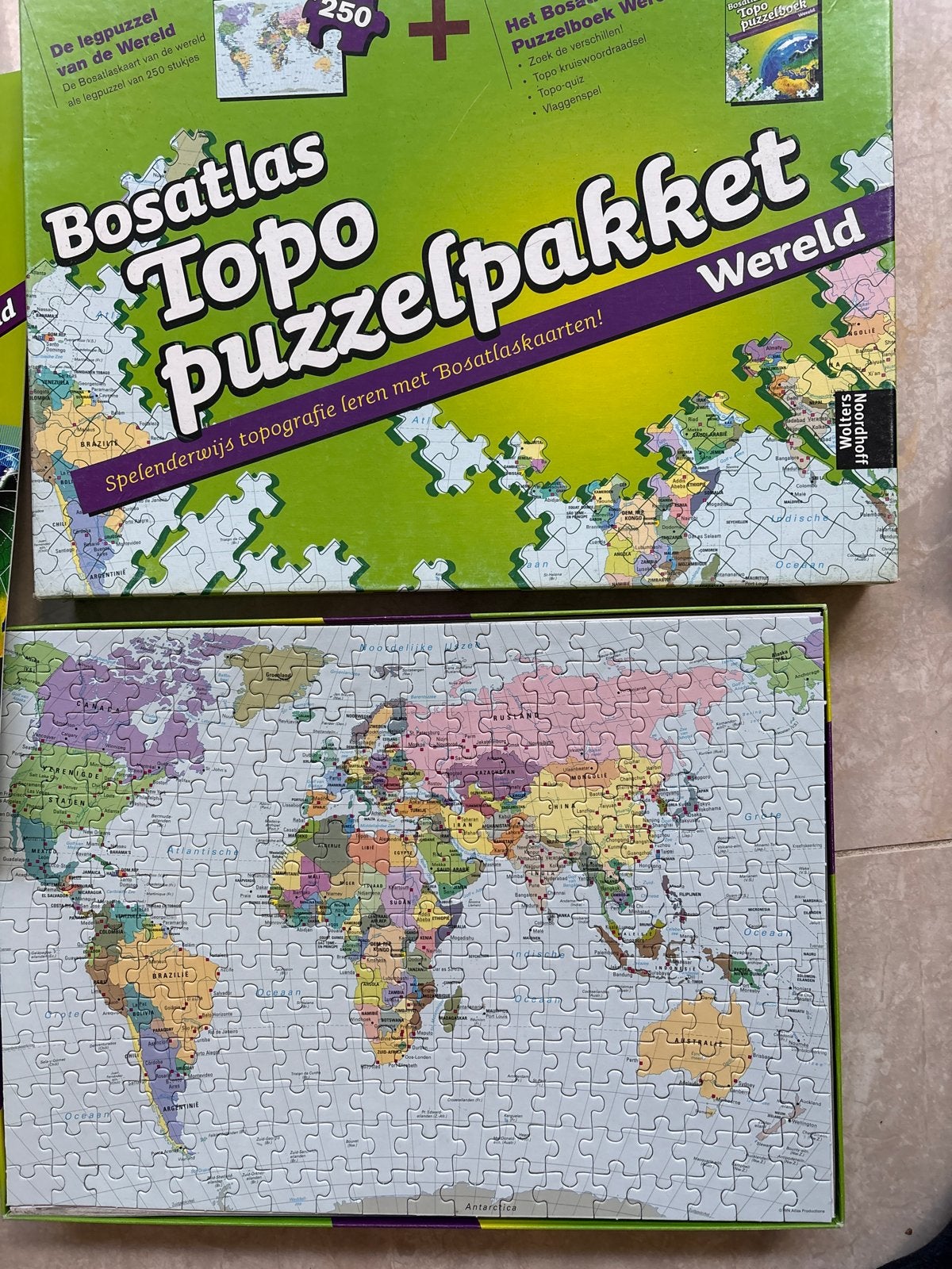 Bosatlas Topo Puzzelpakket Wereld - Legpuzzel & Puzzelboek, Verzenden, Minder dan 500 stukjes, Gebruikt, Legpuzzel