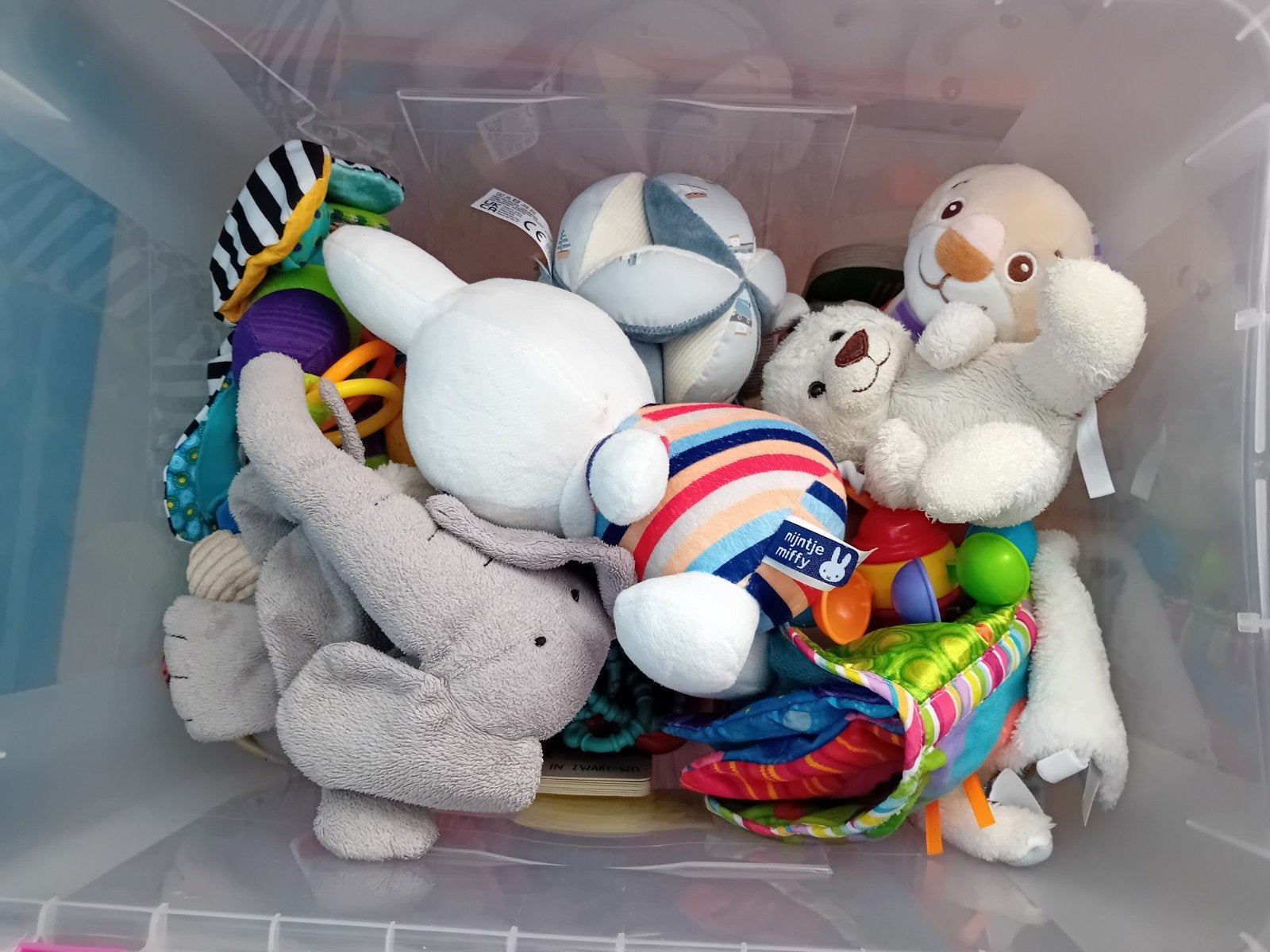 Grote box vol baby- en peuterspeelgoed, Ophalen, Gebruikt, Overige typen, Met geluid