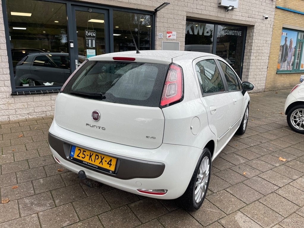Fiat Punto Evo 1.4-16V m-air 5-deurs | Airco 105PK | Nieuwe, Euro 5, 4 cilinders, 400 kg, Wit