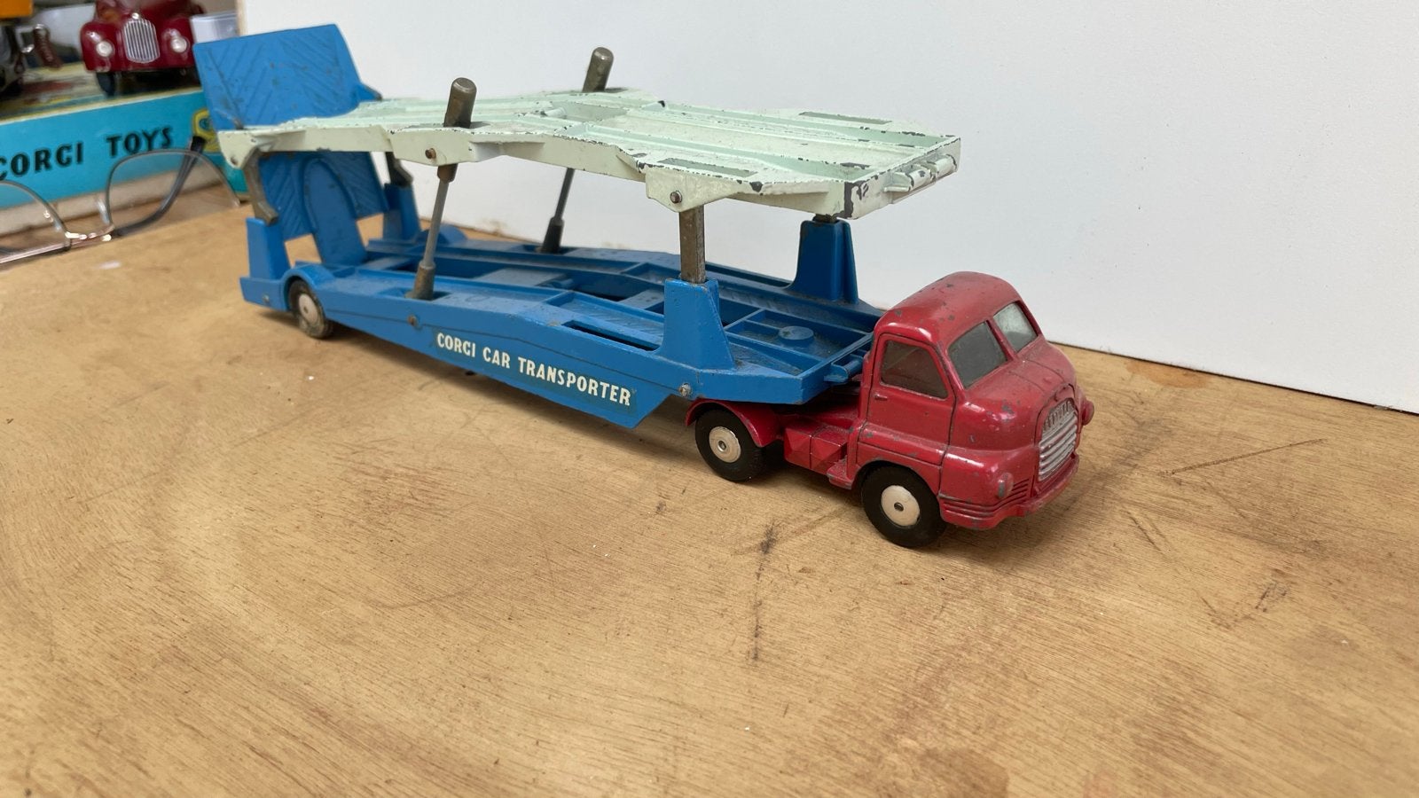 Vintage Corgi Car Transporter (Rood/Blauw), Ophalen of Verzenden