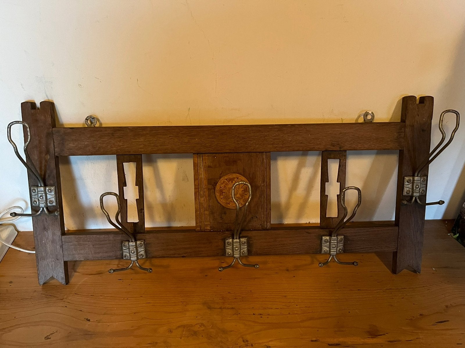 Houten kapstok met metalen haken, Wandkapstok, Ophalen of Verzenden, Zo goed als nieuw, Minder dan 100 cm