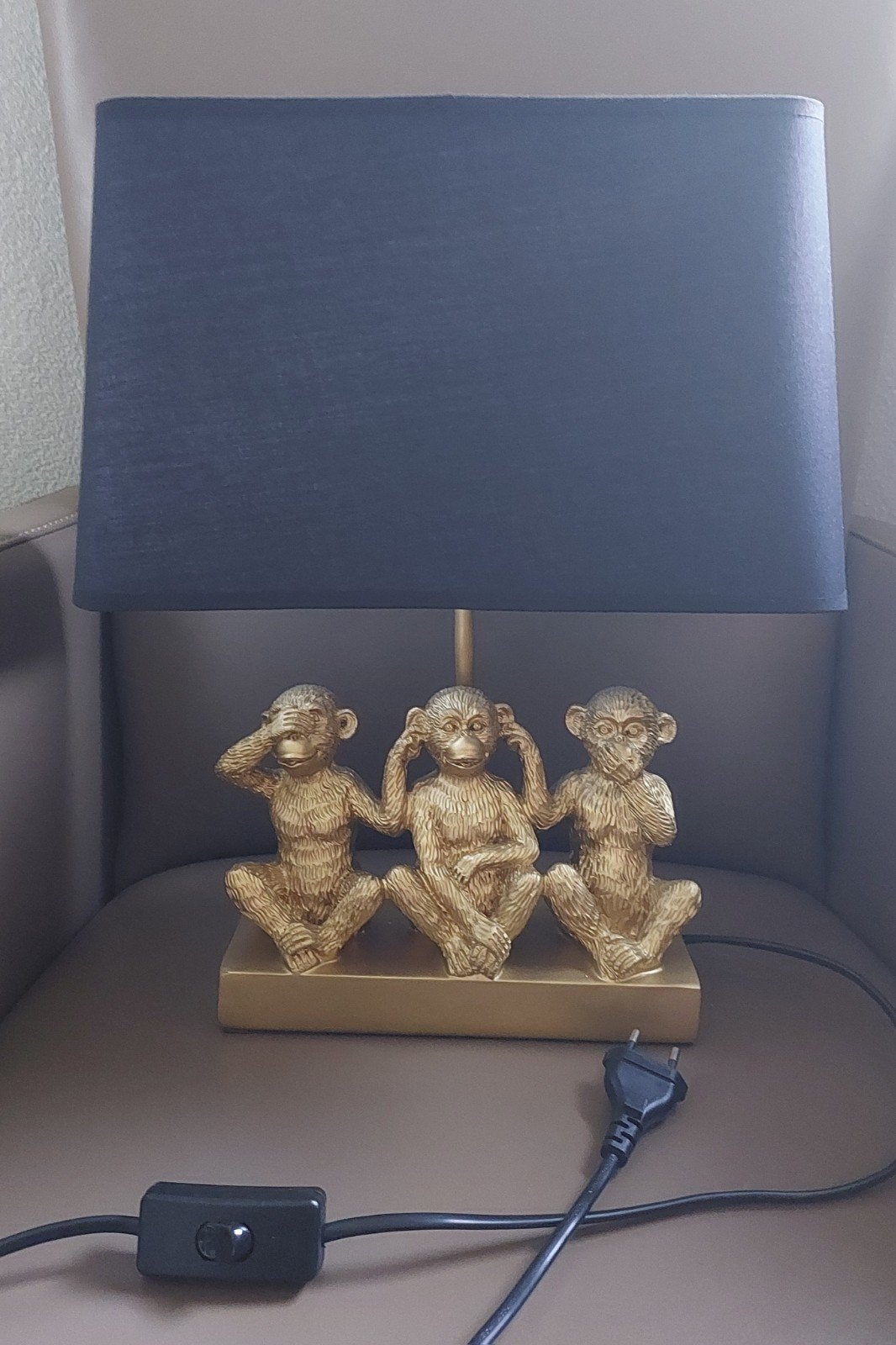 tafellamp apen, Huis en Inrichting, Figuurlamp, Goud, Zo goed als nieuw, Met kap