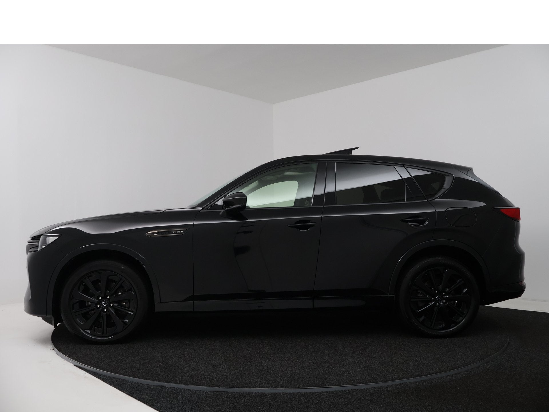 Mazda CX-60 2.5 e-SkyActiv PHEV Homura | Schuifdak | 360 Cam, Auto's, 4 cilinders, 2500 kg, Zwart, Bedrijf