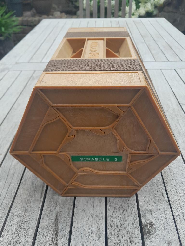 rolykit gevuld met scrabble letterblokjes, Ophalen of Verzenden, Gebruikt, Hout, Knutselmateriaal