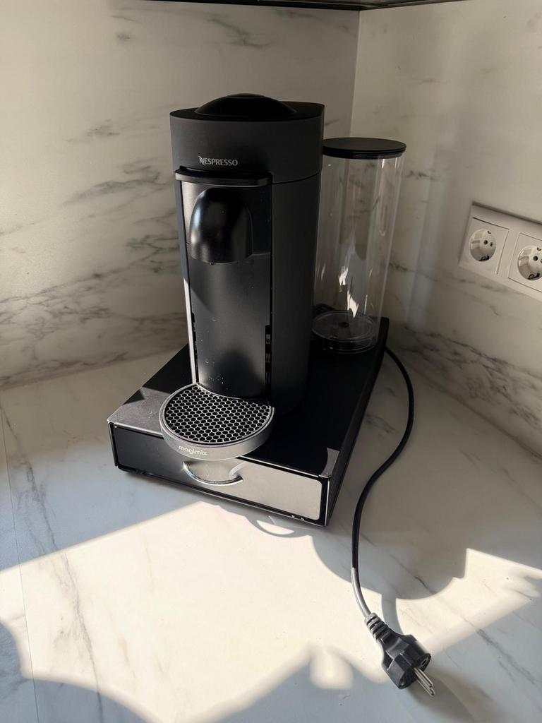 Nespresso Vertuo koffiezetapparaat, Ophalen, Gebruikt, Overige modellen, Koffiepads en cups