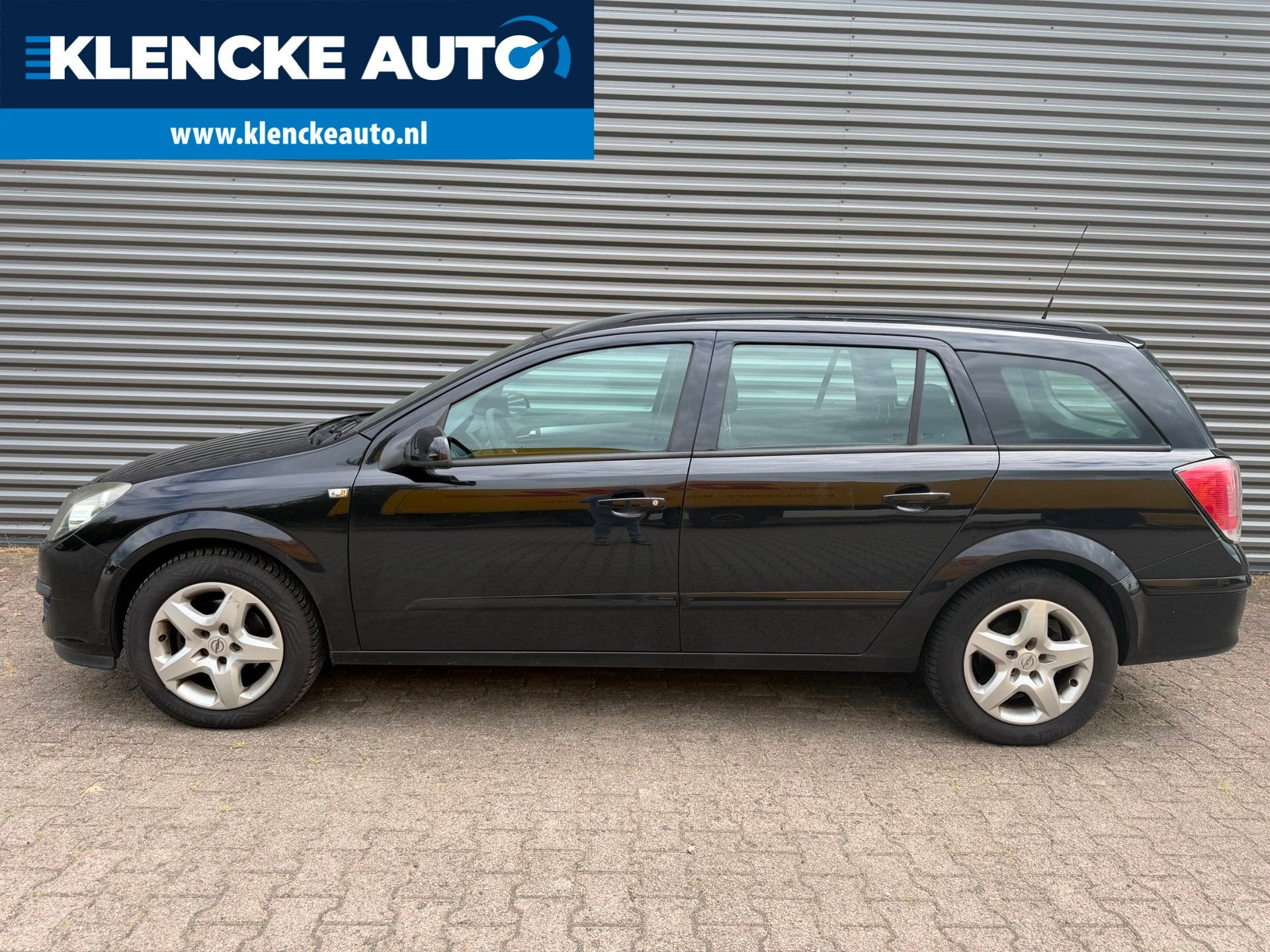Opel Astra Wagon 1.6 Edition 192.813km Airco Cruise ctrl Tre, Voorwielaandrijving, Gebruikt, 4 cilinders, Zwart