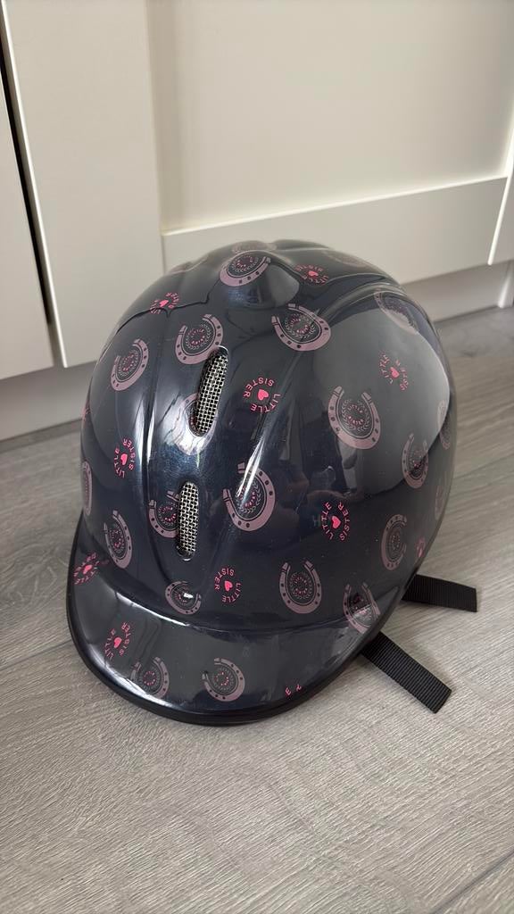 Paardrijcap - HKM 53-57cm, Dieren en Toebehoren, Ophalen, Zo goed als nieuw, Overige soorten, Cap