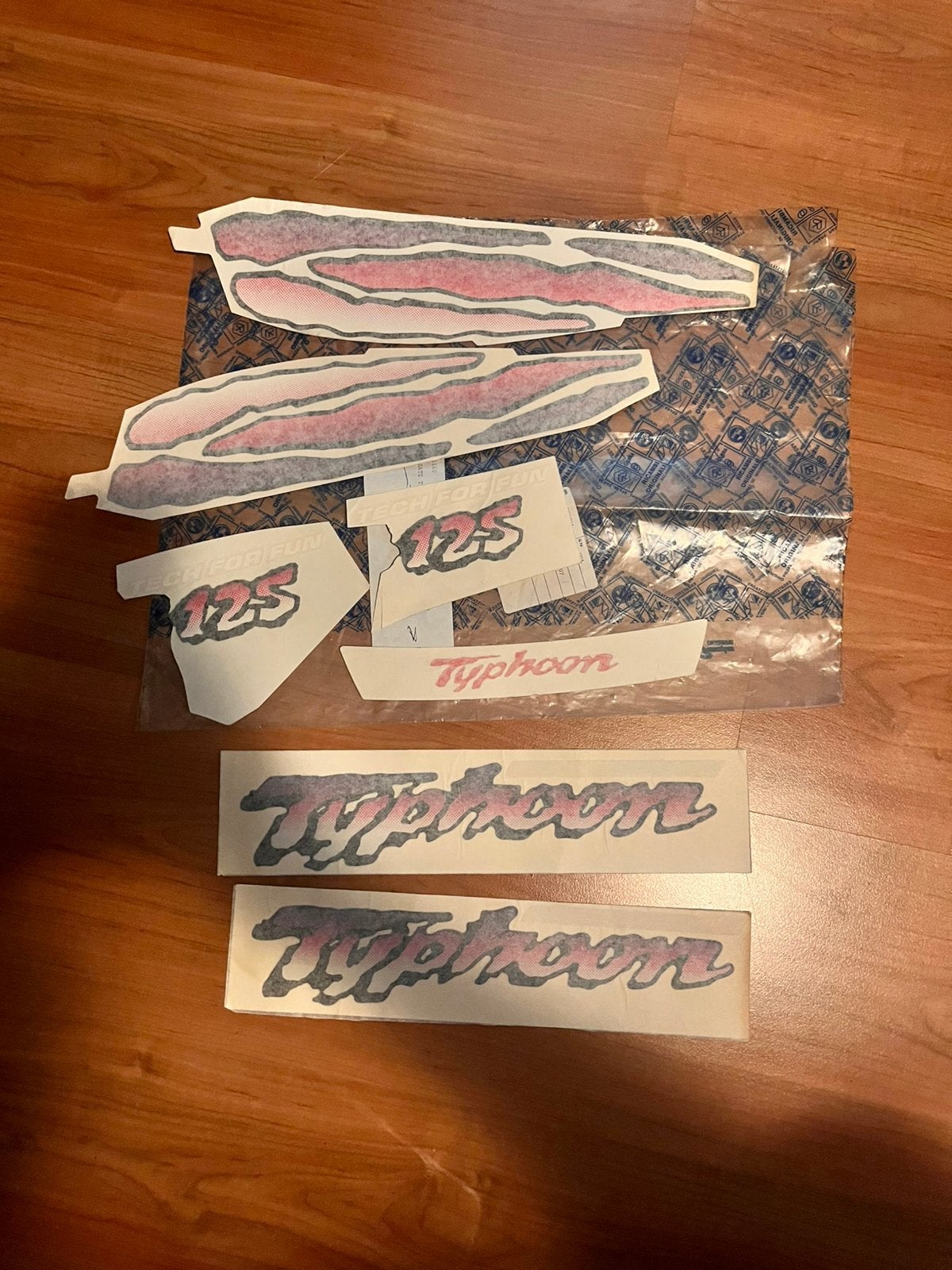 Typhoon 125 sticker set NOS, Ophalen of Verzenden, Nieuw, Overige typen