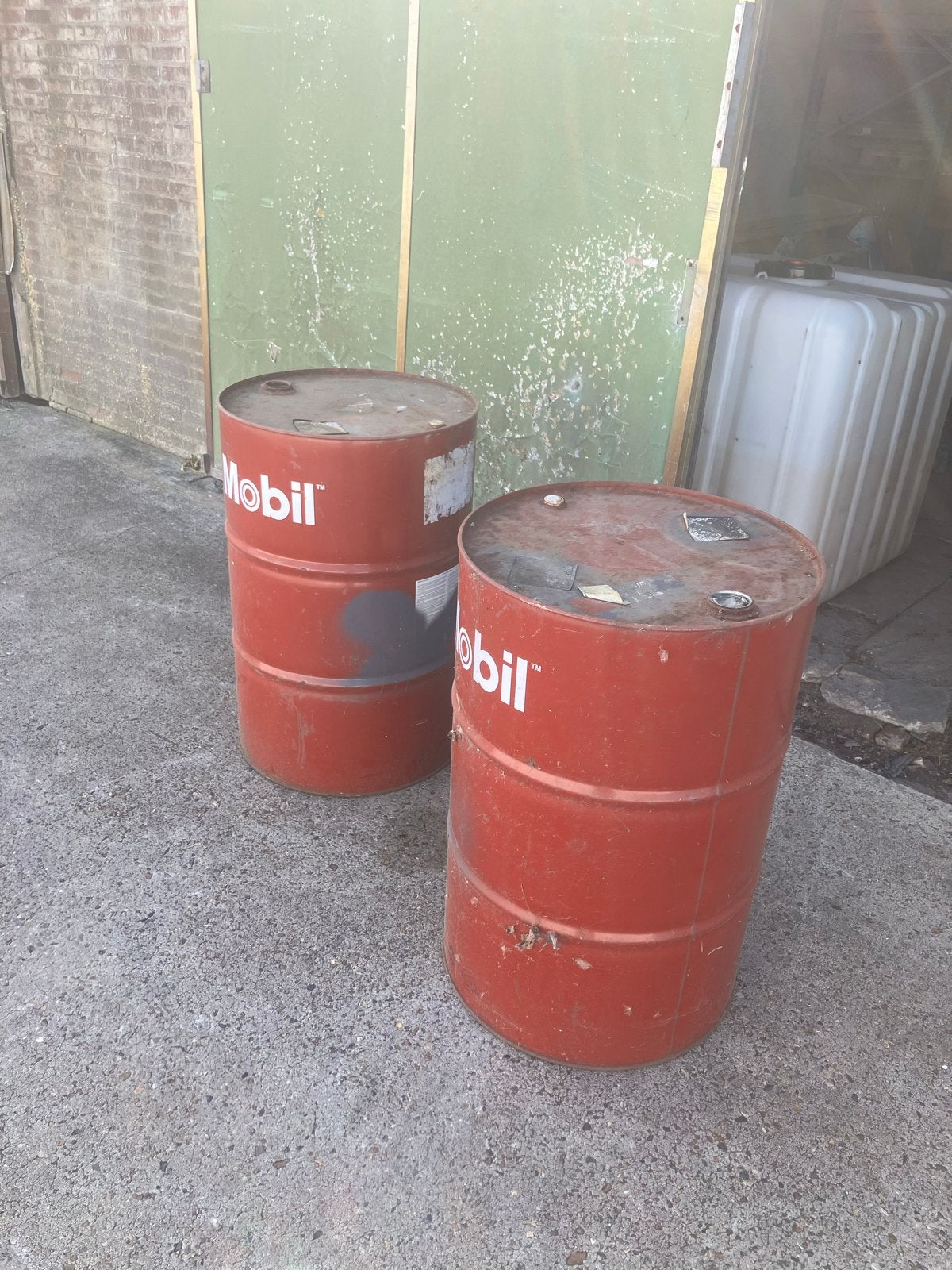 Olie vaten, Ophalen, Gebruikt