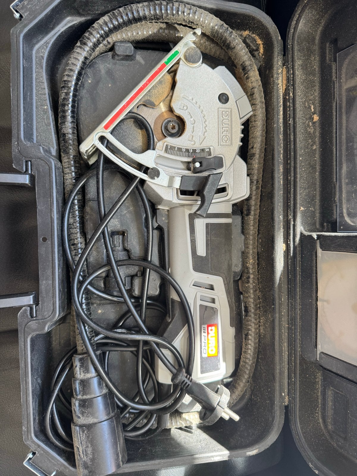 Duro PRO Invalzaag in koffer, Gebruikt, Invalzaag, 600 tot 1200 watt, Ophalen of Verzenden