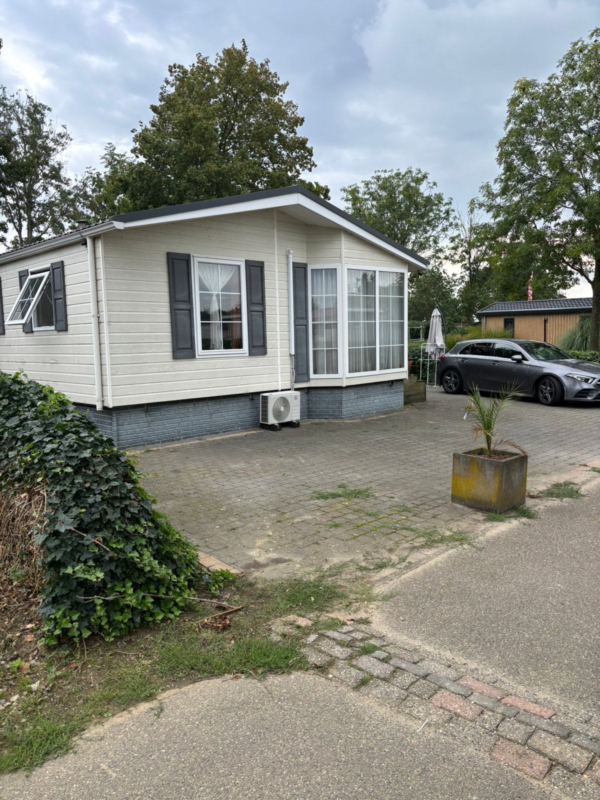 Ruim chalet op ca. 250 m² eigen grond | De Lithse Ham |