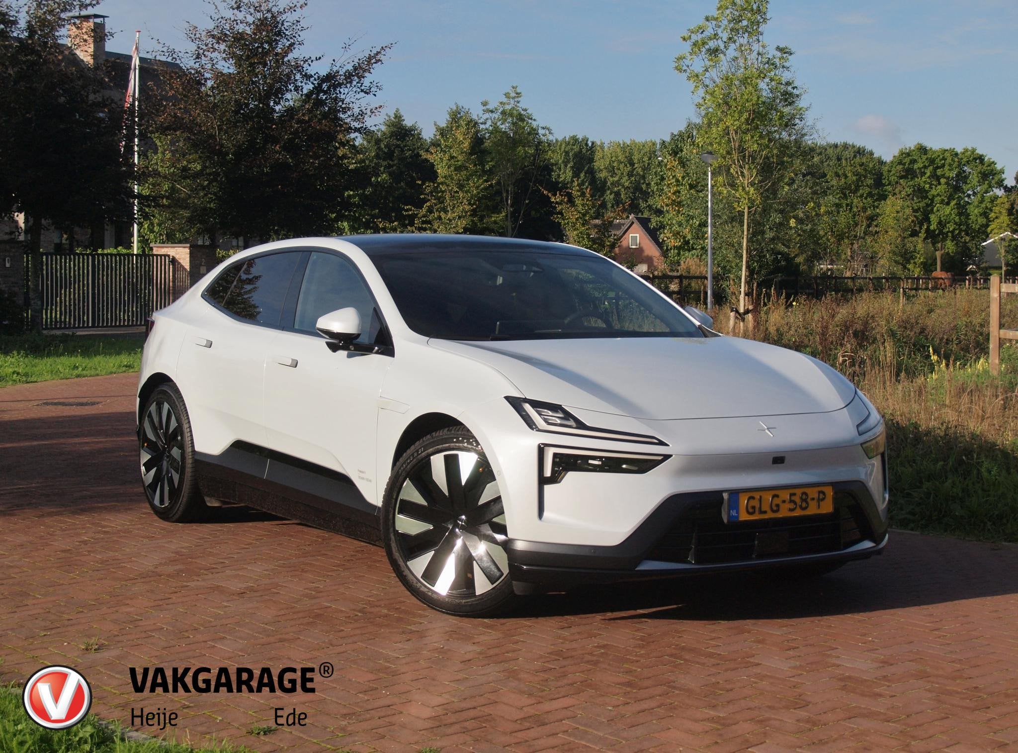 Polestar 4 Long Range Single motor 100 kWh | NL-Auto | Panor, Auto's, Automaat, Achterwielaandrijving, 100 kWh, 31 min
