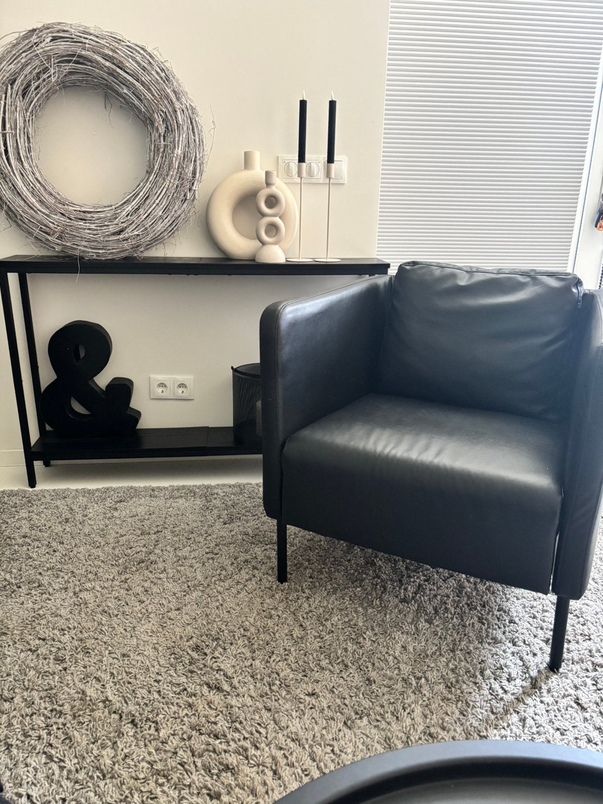 2 x ikea stoel ekero zwart kunstleder, Ophalen, Gebruikt, 50 tot 75 cm