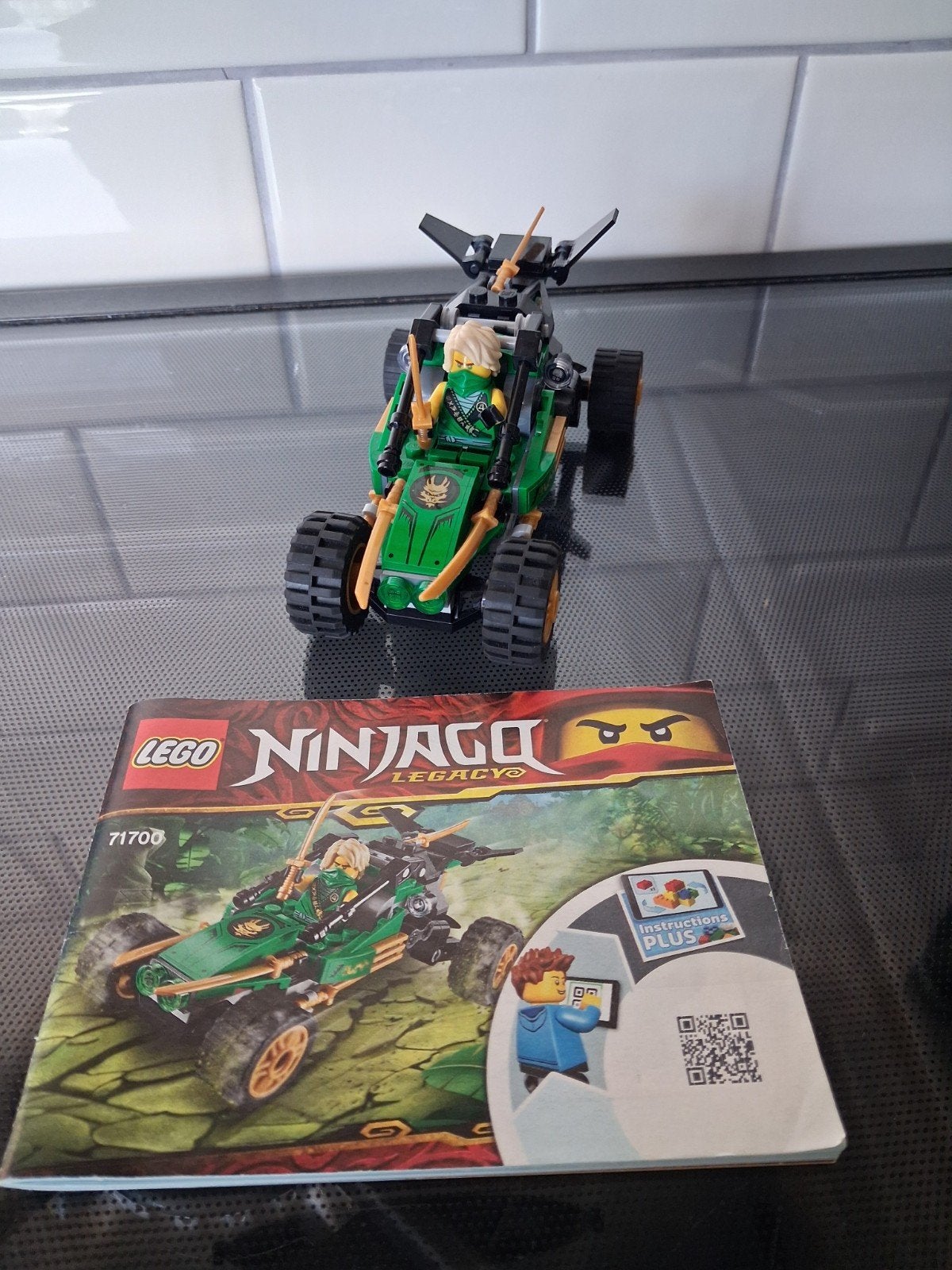 LEGO Ninjago Legacy 71700 Jungle Raider met Lloyd, Kinderen en Baby's, Speelgoed | Bouwstenen, Zo goed als nieuw, Ophalen of Verzenden