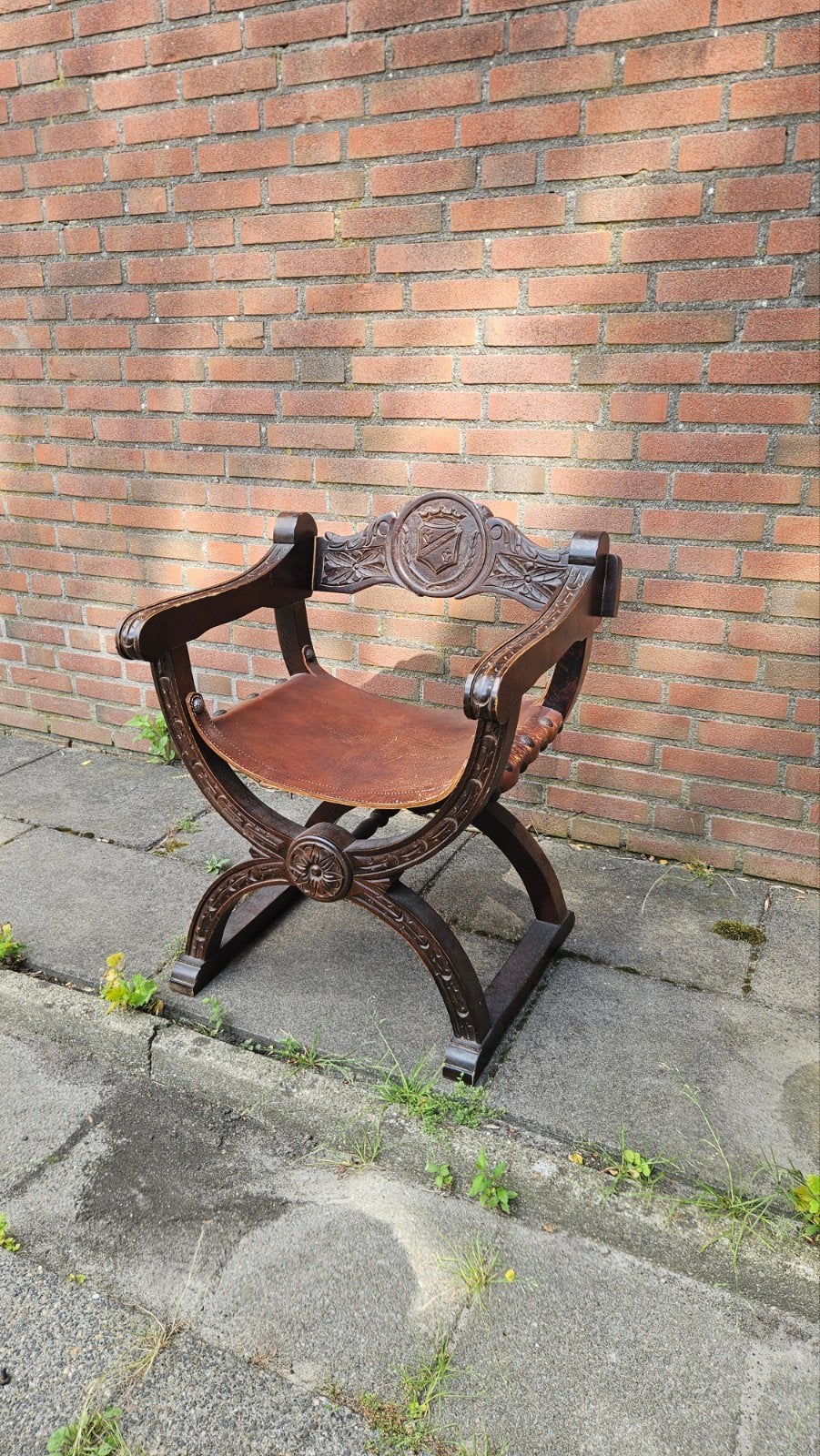 Antieke Dagobert stoel middeleeuws, Antiek en Kunst, Antiek | Meubels | Stoelen en Banken, Ophalen