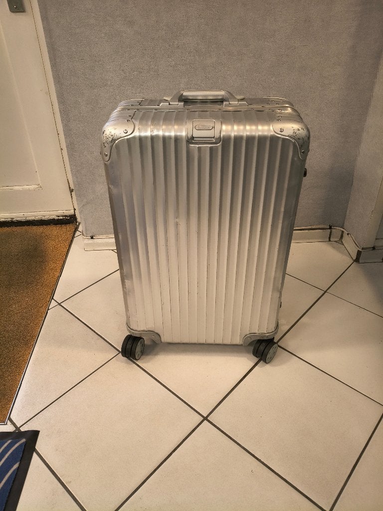 Rimowa Topas 69 Silver, Sieraden, Tassen en Uiterlijk, Gebruikt, Slot, Metaal, 35 tot 45 cm