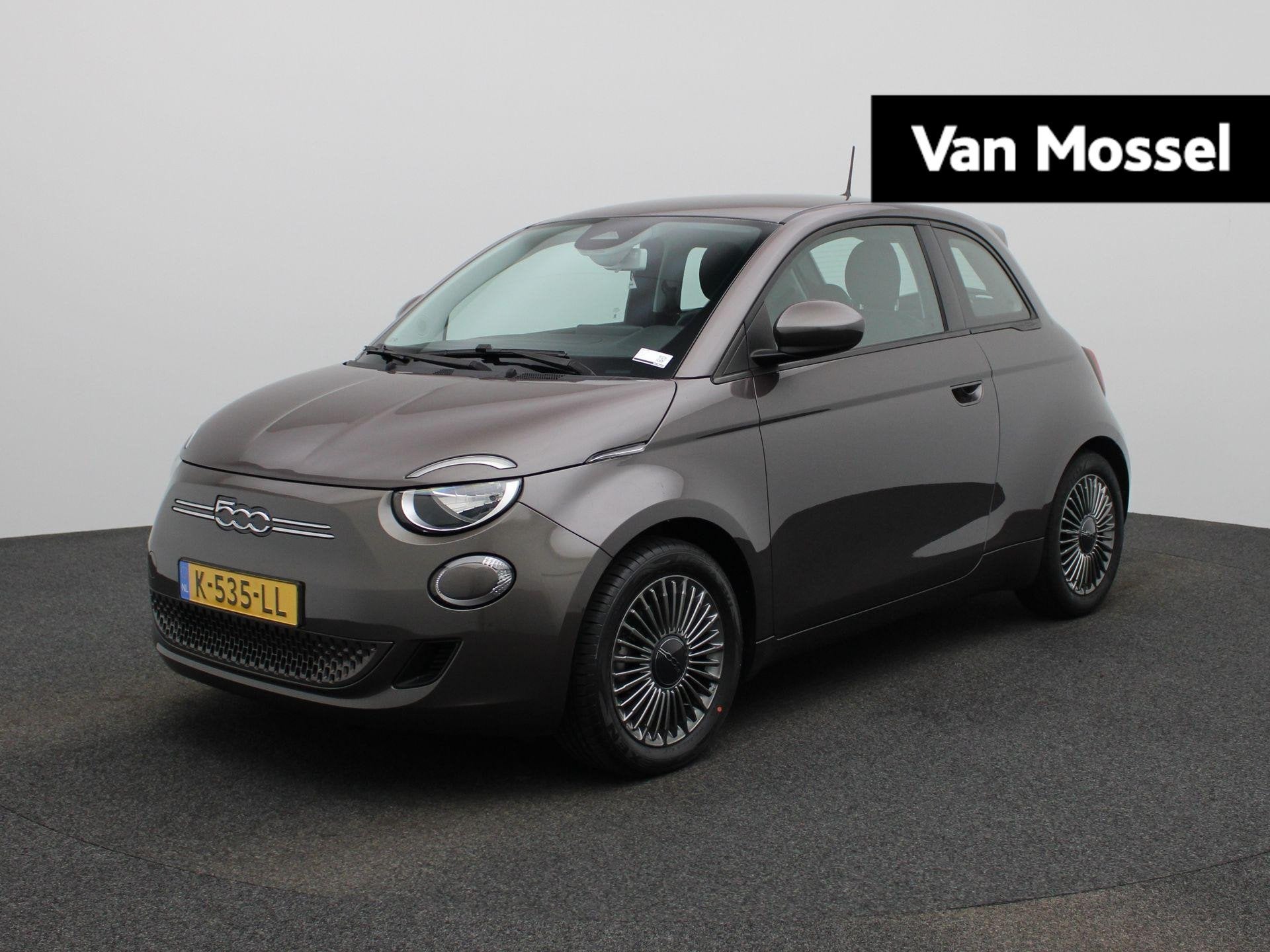 Fiat 500 Icon 42 kWh, 12 maanden, Stof, 118 pk, 4 stoelen