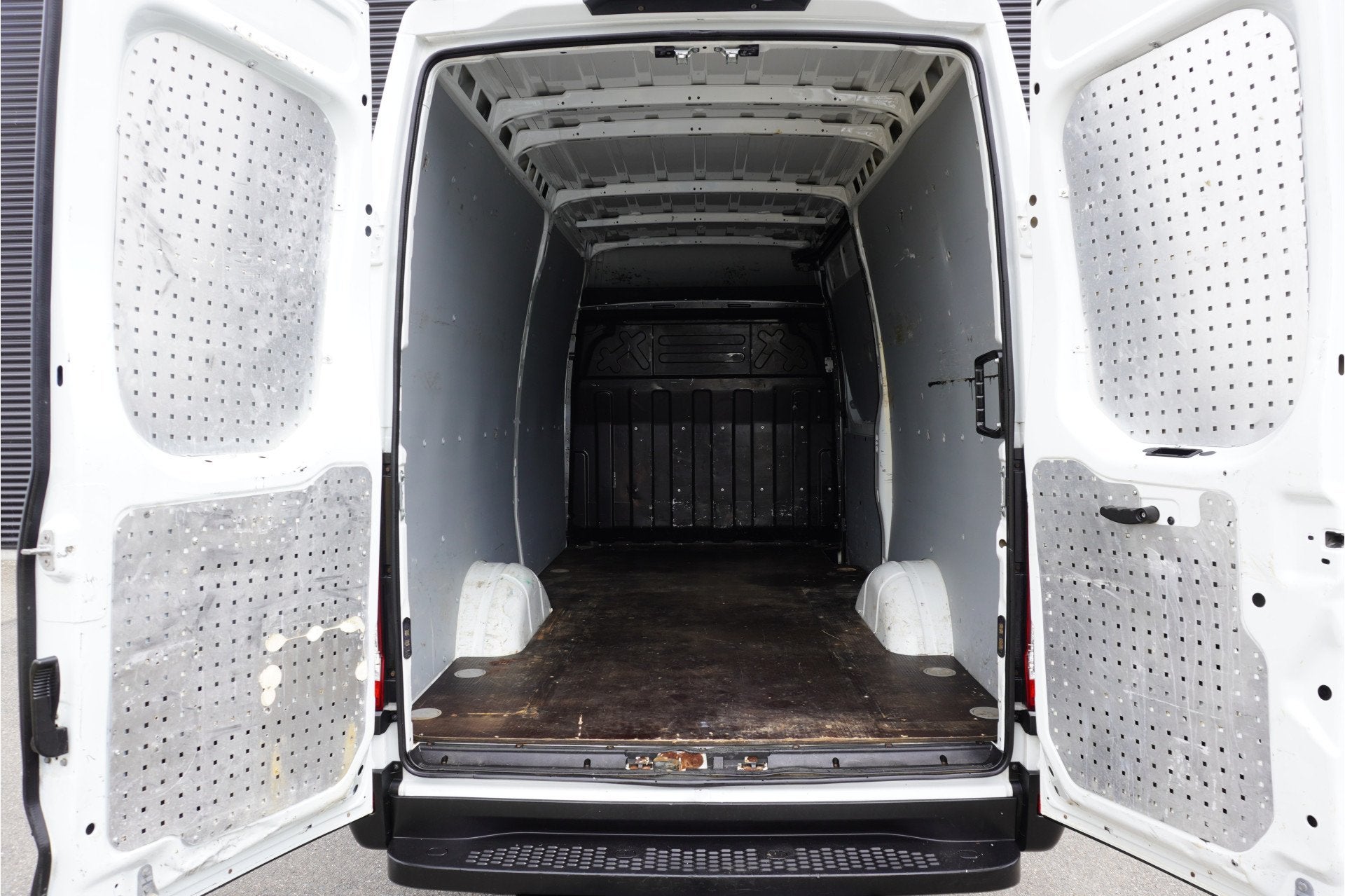 Iveco Daily 3.0 170pk Automaat L2H2 3500kg Trekhaak Camera C, Automaat, Euro 5, 4 cilinders, Iveco
