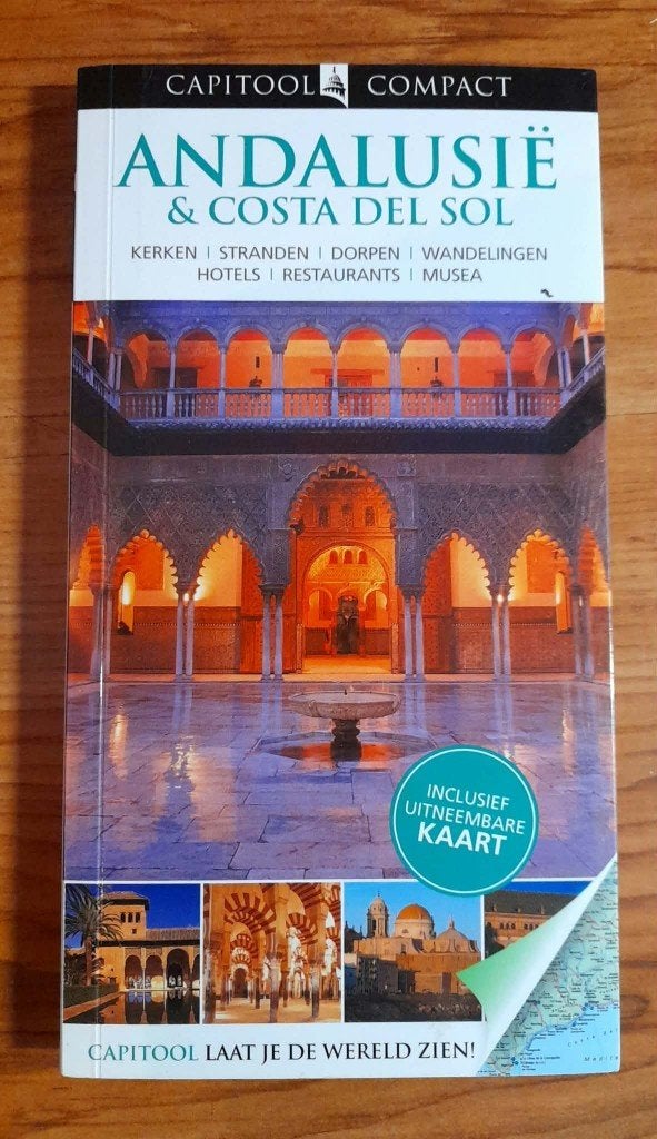 Capitool Compact Andalusië & Costa del Sol, Europa, Ophalen of Verzenden, Reisgids of -boek, Gelezen