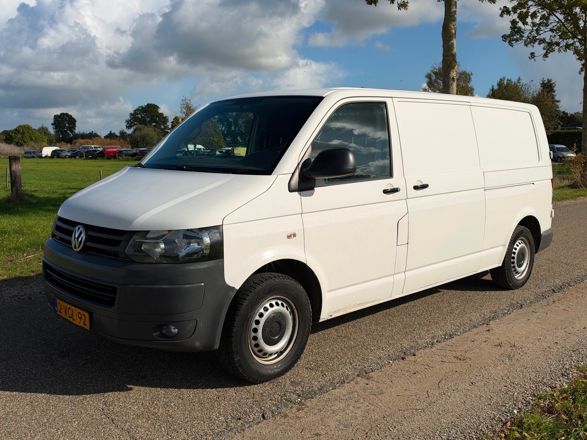 Volkswagen Transporter 2.0 TDI L2H2 APK 07-2027 Airco NAP, Auto's, Euro 5, Stof, Gebruikt, Zwart