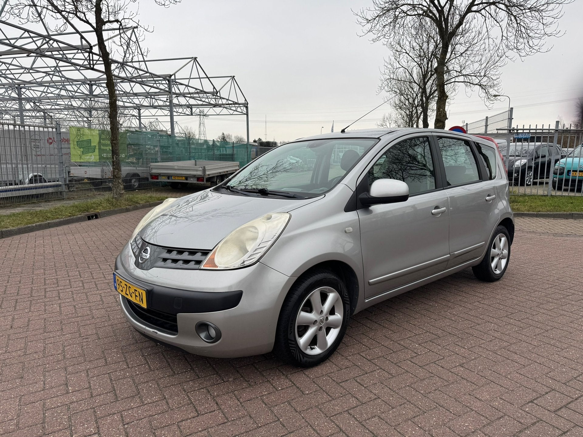 Nissan Note 1.4 Acenta, Voorwielaandrijving, 4 cilinders, Origineel Nederlands, Bedrijf