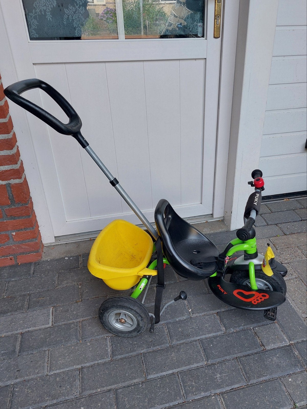 Puky driewieler met duwstang en voetenplankje, Ophalen, Gebruikt, Duwstang