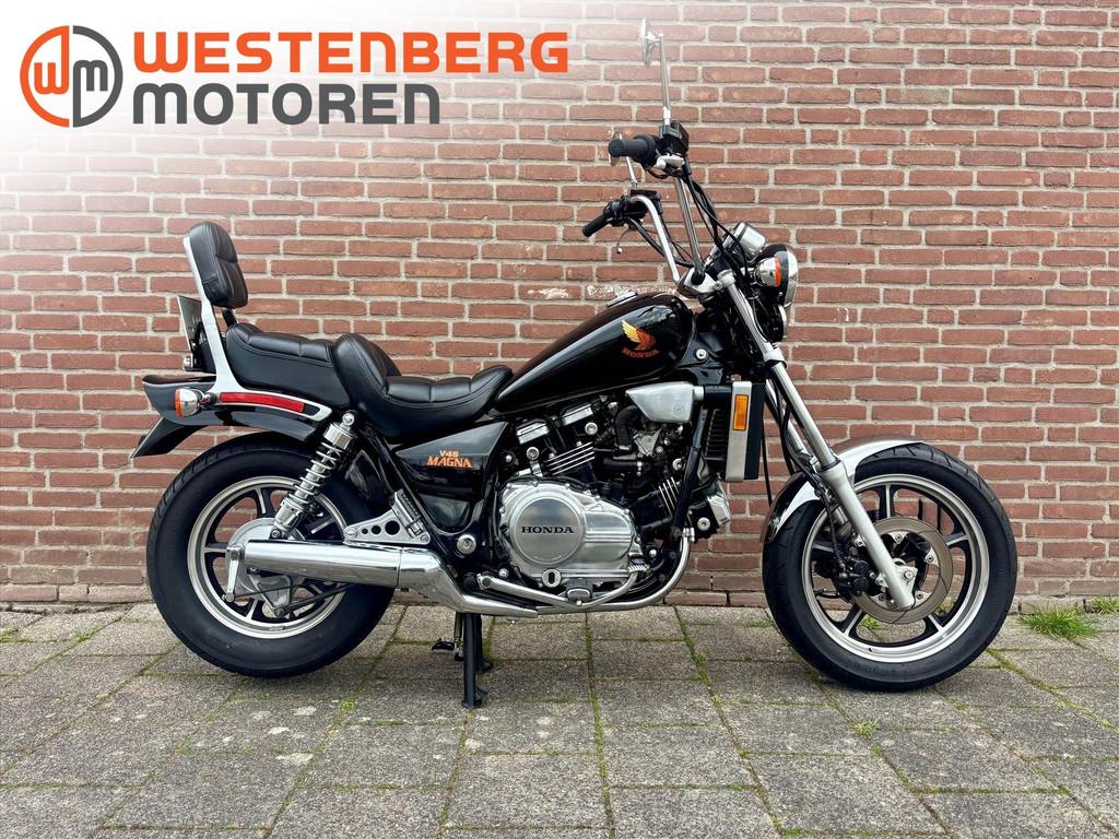Honda Vf750c Magna V45 Zeer Fraai!, Motoren, Motoren | Oldtimers, Overig, 12 t/m 35 kW