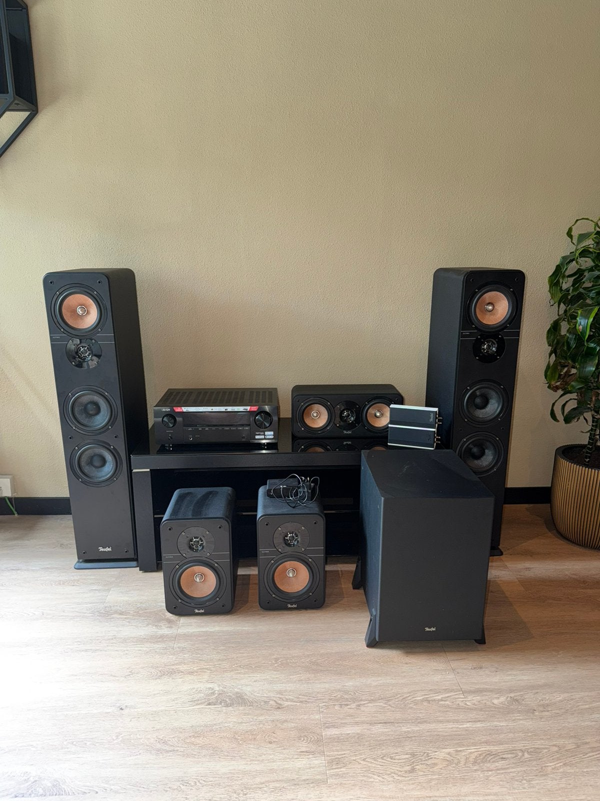 Teufel Ultima 40 Surround + DENON X1700h, 70 watt of meer, Zo goed als nieuw, 5.1-systeem, Overige spelers