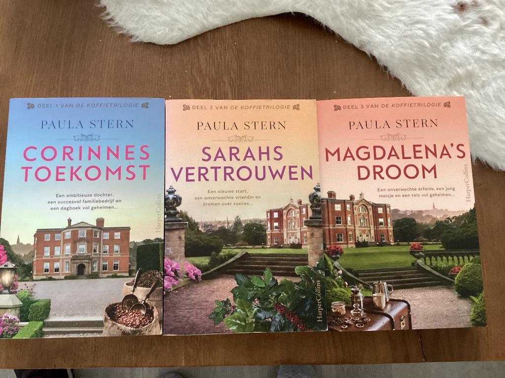 Paula Stern koffietriologie serie, Ophalen of Verzenden, Zo goed als nieuw