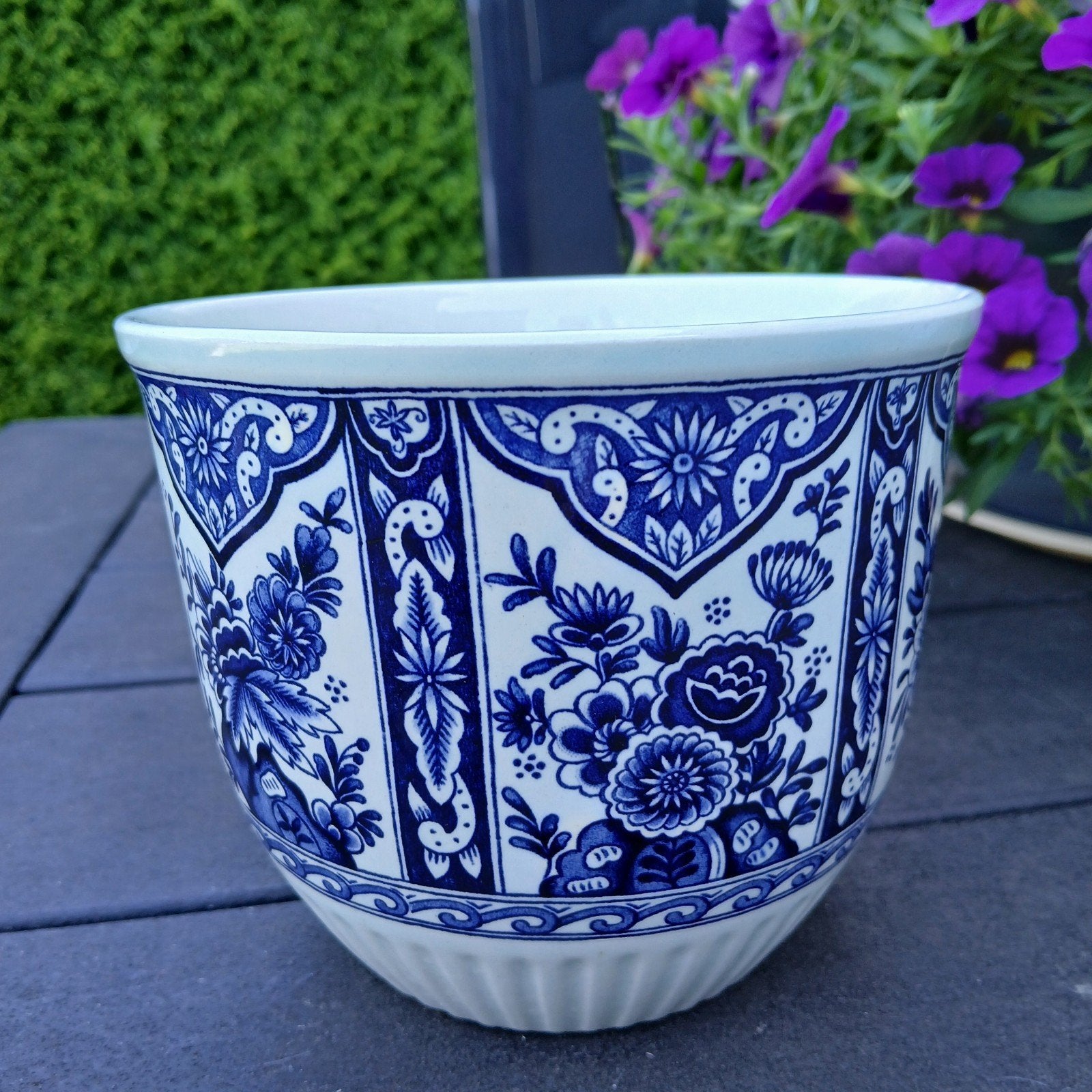 Bloempot Boch delfts M14, Rond, Ophalen of Verzenden, Zo goed als nieuw, Aardewerk