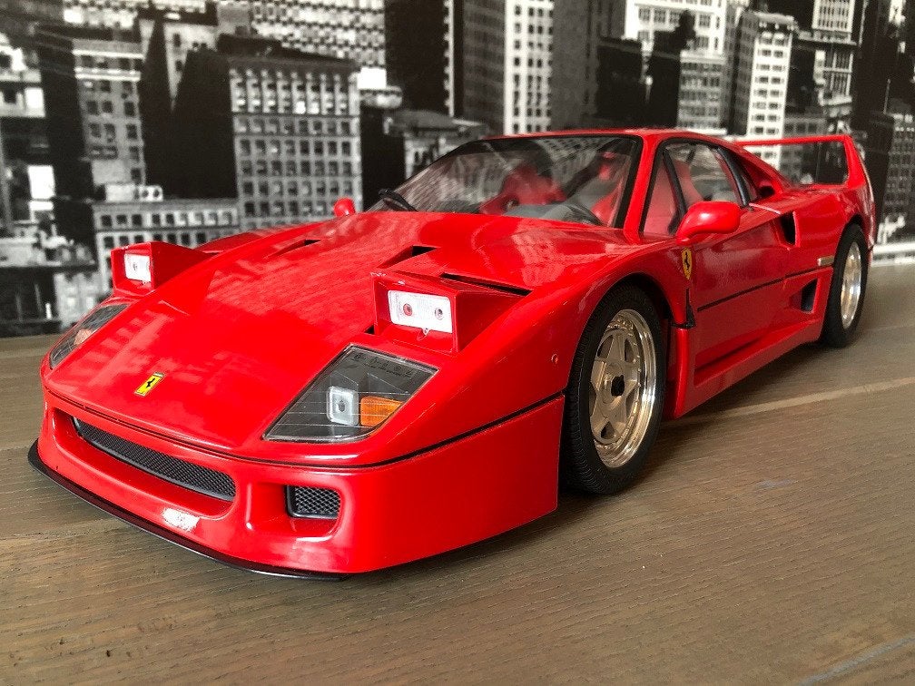 Pocher Ferrari F40 schaal 1-8 in zeer goede staat., Hobby en Vrije tijd, Modelauto's | 1:5 tot 1:12, Ophalen, Auto, Zo goed als nieuw