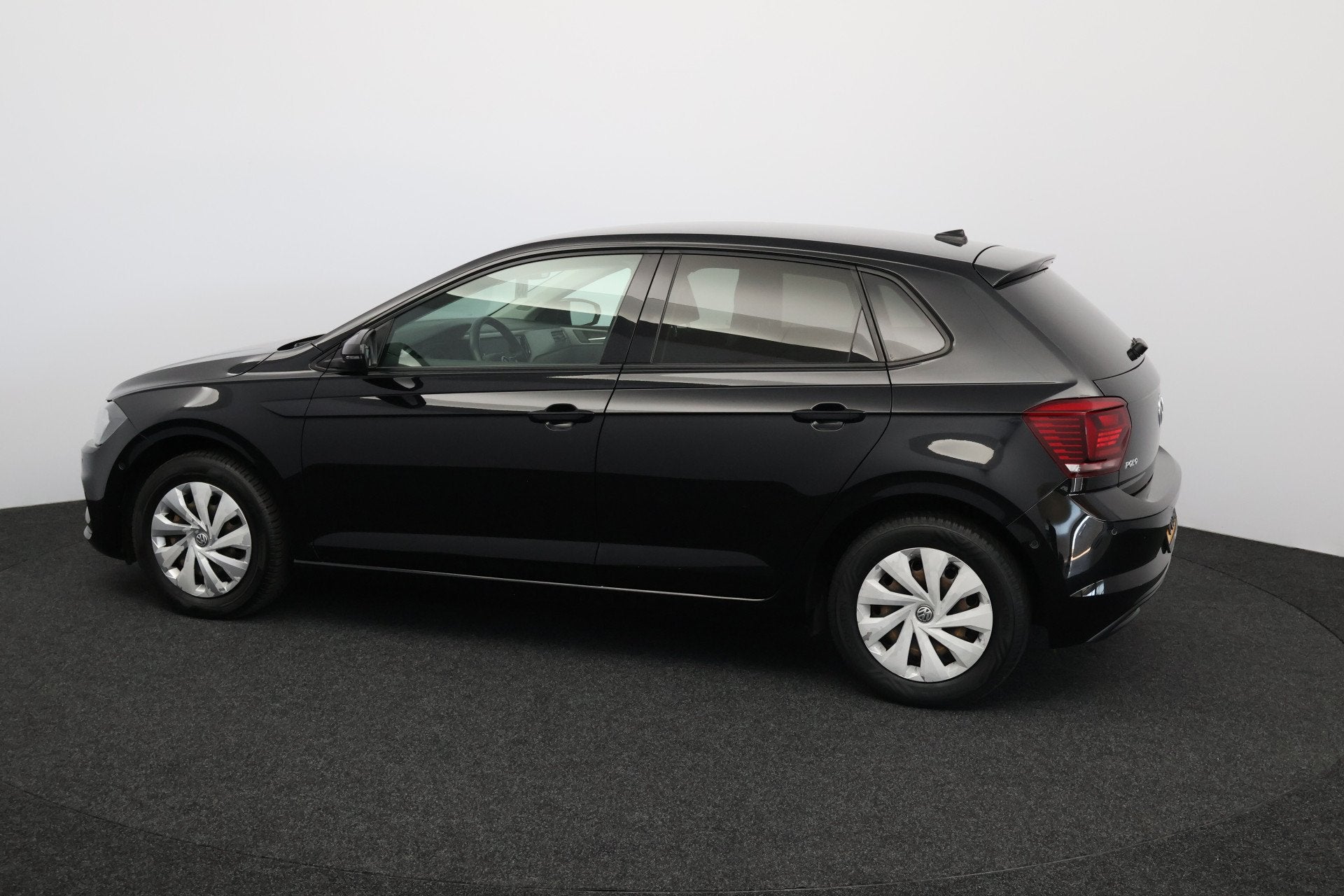 Volkswagen Polo 1.0 TSI Comfortline Business/ PDC V+A/ Extra, Voorwielaandrijving, Stof, Gebruikt, 1055 kg