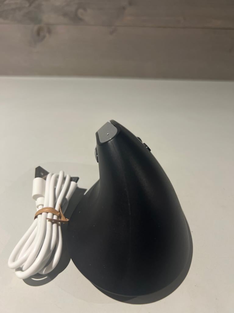 Bluebuilt Ergonomische Draadloze Muis - Zo goed als nieuw, N, N, Ophalen of Verzenden, Zo goed als nieuw