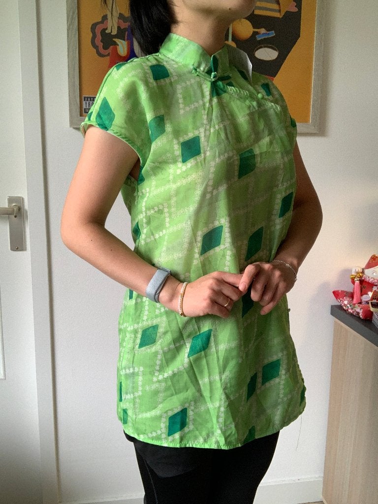 Beautiful Chinese-style qipao inspired top, Maat 38/40 (M), Ophalen of Verzenden, Zo goed als nieuw, Zonder mouw
