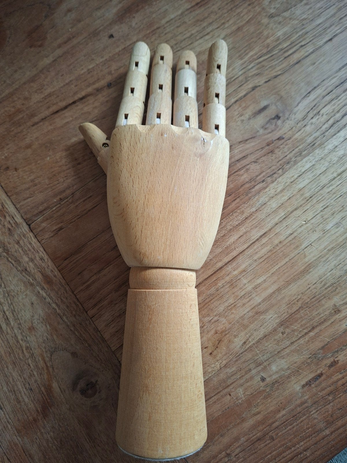Houten hand met verstelbare vingers - Tekenmodel, Hobby en Vrije tijd, Gebruikt, Gereedschap of Toebehoren, Beige, Hout