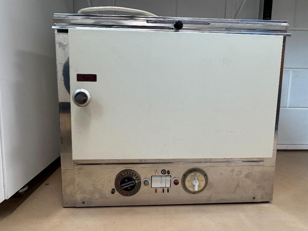 Memmert droogstoof, Witgoed en Apparatuur, Ovens, Gebruikt, Vrijstaand, Oven, 45 tot 60 cm, Ophalen